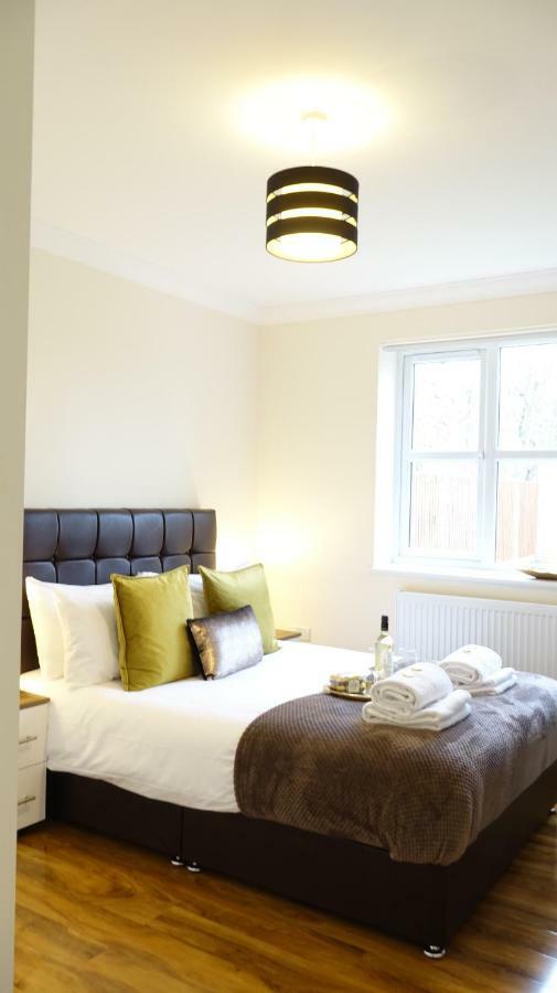 Luxury 2 Bed 2 Bath - Free Parking - 5Min To Airport - Sleeps 6 Apartment Ashford  Exterior foto
