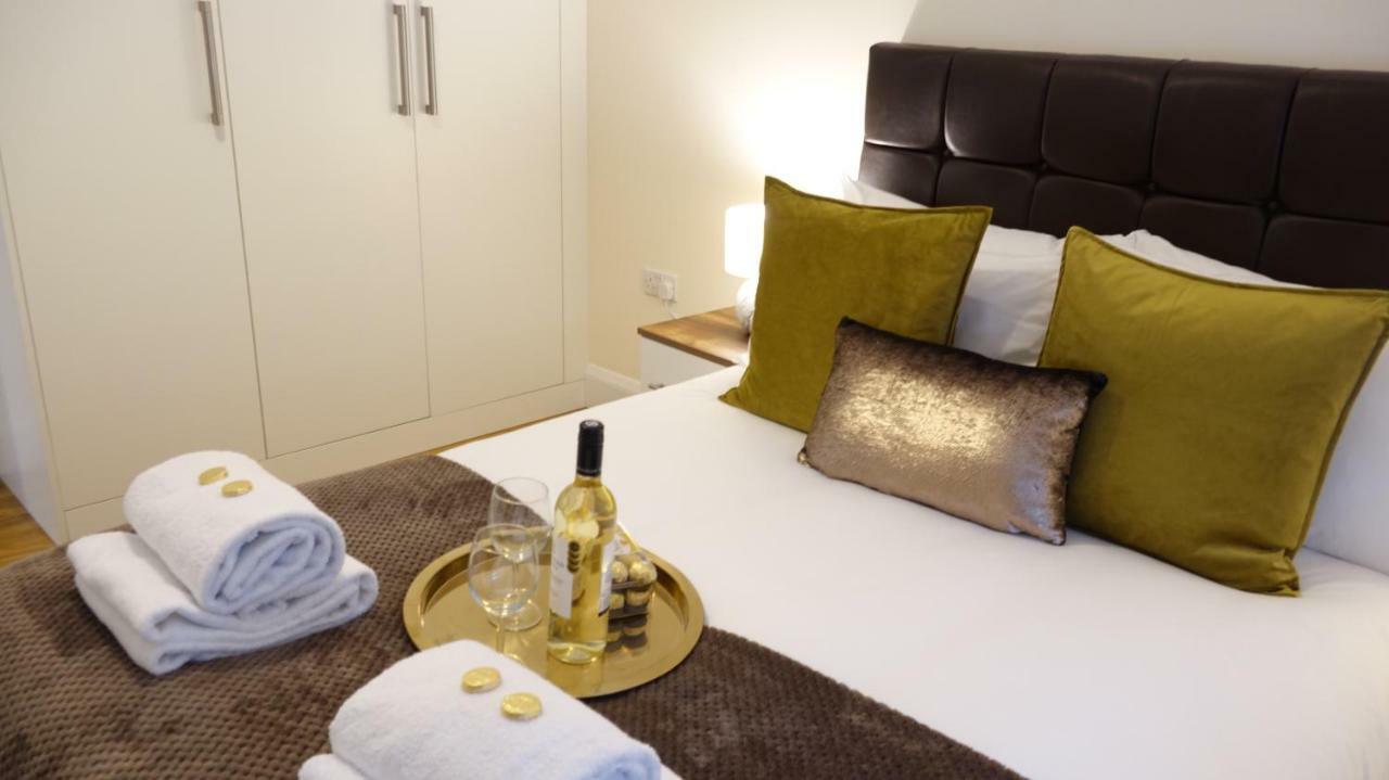 Luxury 2 Bed 2 Bath - Free Parking - 5Min To Airport - Sleeps 6 Apartment Ashford  Exterior foto