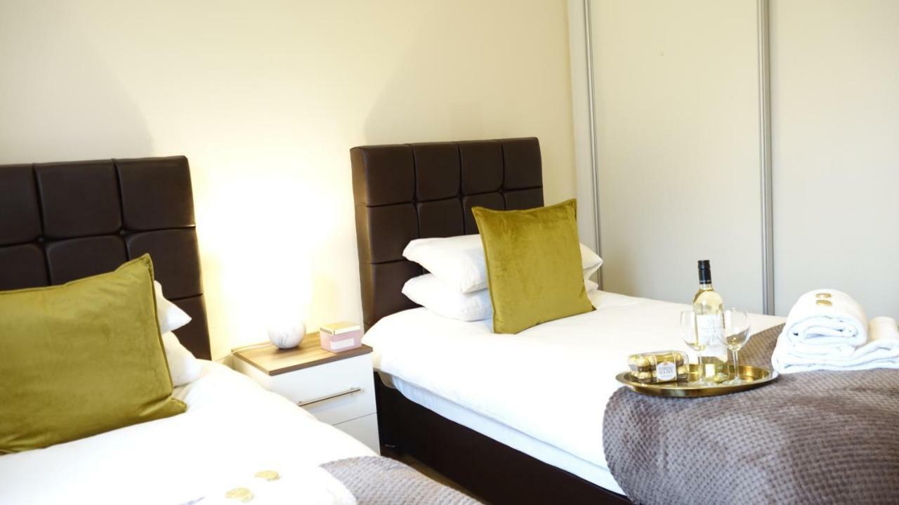 Luxury 2 Bed 2 Bath - Free Parking - 5Min To Airport - Sleeps 6 Apartment Ashford  Exterior foto