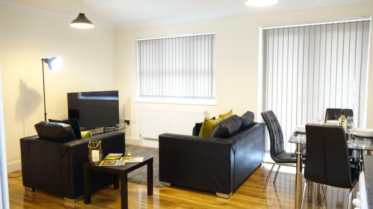 Luxury 2 Bed 2 Bath - Free Parking - 5Min To Airport - Sleeps 6 Apartment Ashford  Exterior foto