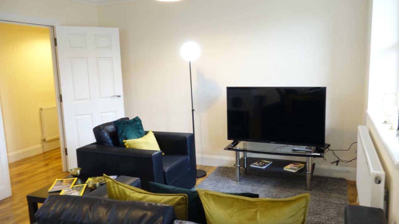 Luxury 2 Bed 2 Bath - Free Parking - 5Min To Airport - Sleeps 6 Apartment Ashford  Exterior foto