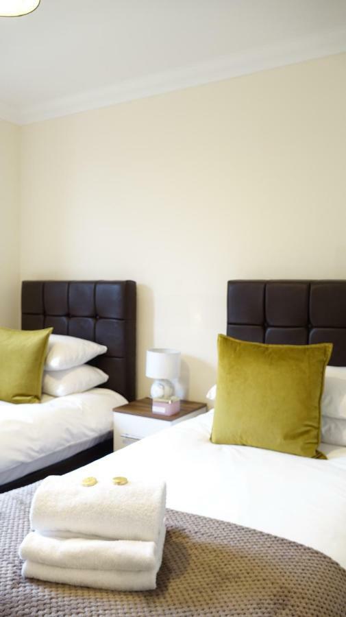 Luxury 2 Bed 2 Bath - Free Parking - 5Min To Airport - Sleeps 6 Apartment Ashford  Exterior foto