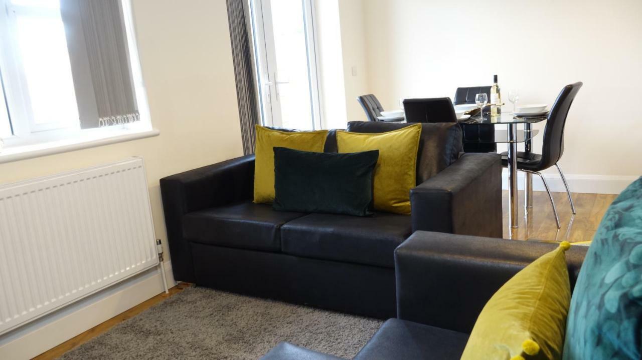 Luxury 2 Bed 2 Bath - Free Parking - 5Min To Airport - Sleeps 6 Apartment Ashford  Exterior foto