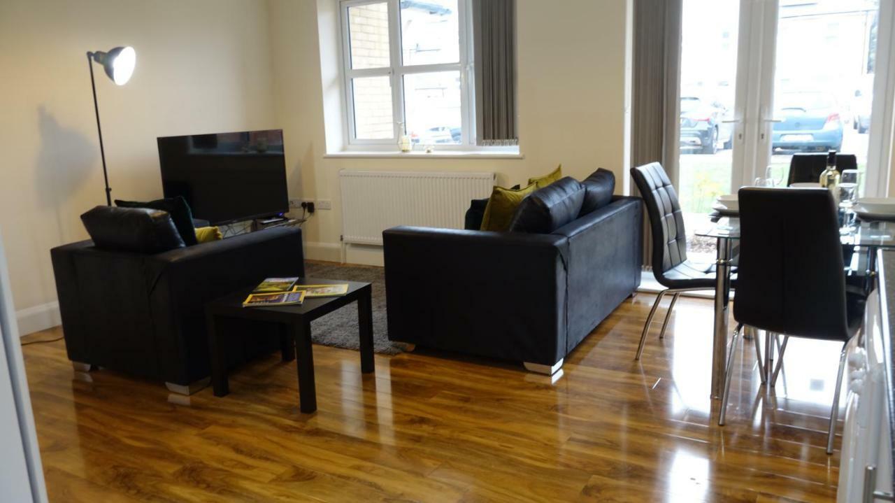 Luxury 2 Bed 2 Bath - Free Parking - 5Min To Airport - Sleeps 6 Apartment Ashford  Exterior foto