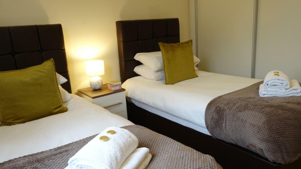 Luxury 2 Bed 2 Bath - Free Parking - 5Min To Airport - Sleeps 6 Apartment Ashford  Exterior foto