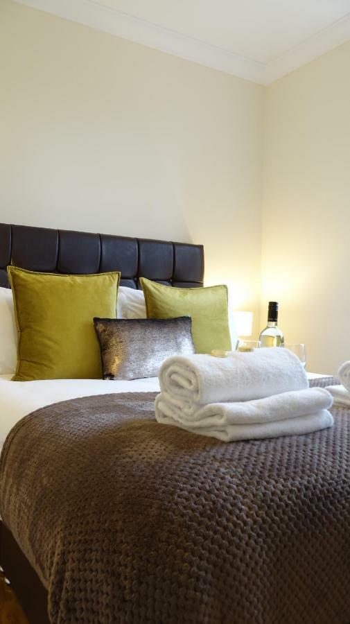 Luxury 2 Bed 2 Bath - Free Parking - 5Min To Airport - Sleeps 6 Apartment Ashford  Exterior foto